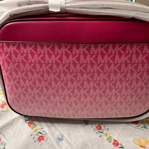 Michael Kors Pink Crossbody Bag with Monogram Design - Picture 4 of 8